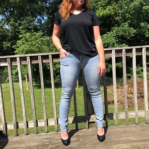 EUC Bullhead Black sz 13 Studded Skinny Jeans